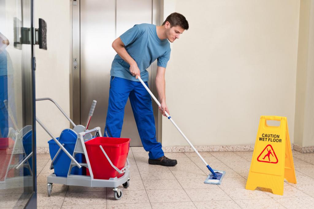 Hausmeister bei der Arbeit