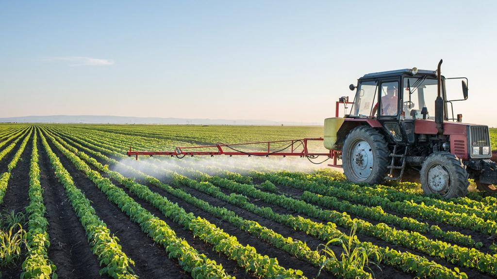 Traktor auf dem Feld