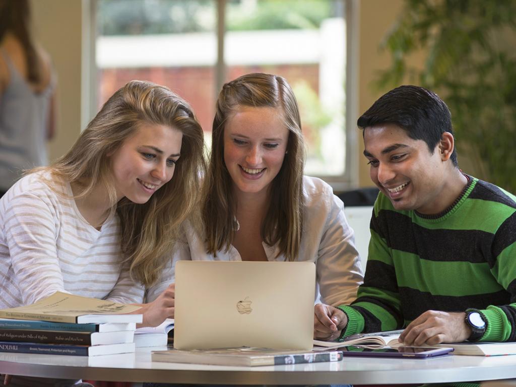 Universität, Studenten