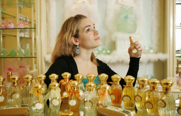 como abrir uma loja de perfumes e cosméticos