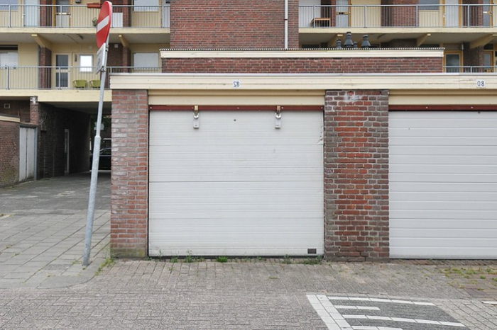 Wie man eine Garage ohne Papiere anmeldet