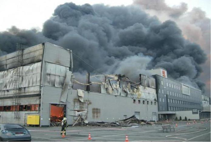 fogo em São Petersburgo