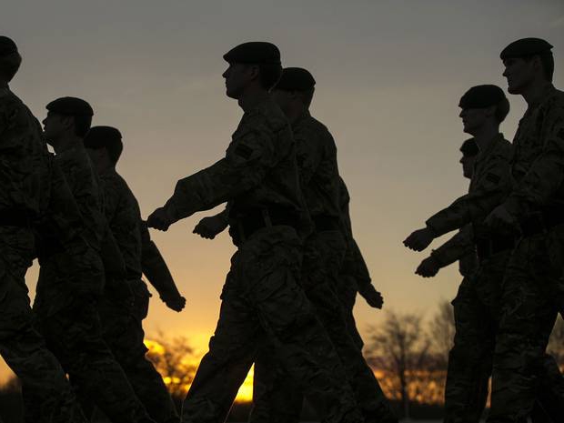 pés planos do exército