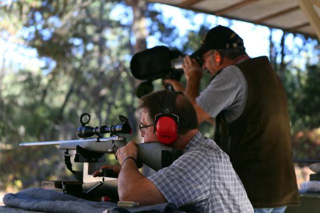 medidas de segurança ao fotografar em um campo de tiro