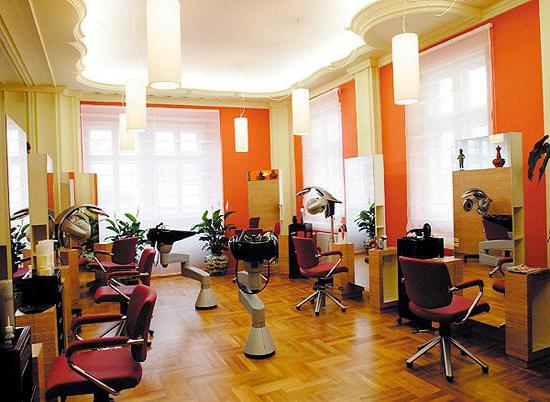 Mieten Sie einen Arbeitsplatz in einem Schönheitssalon in Nowosibirsk