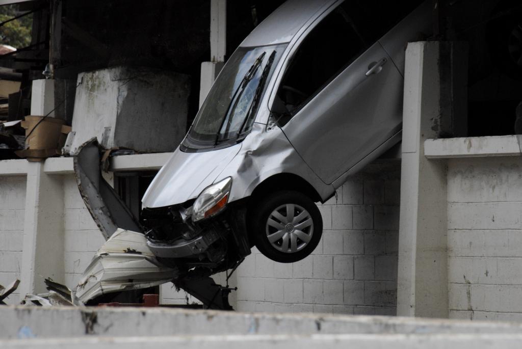 Carro danificado